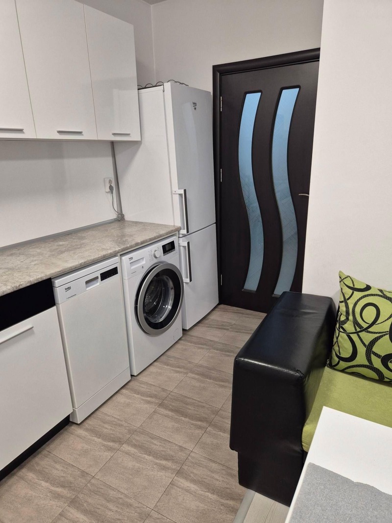 Дава под наем 2-СТАЕН, гр. Пловдив, Кючук Париж, снимка 2 - Апартаменти - 52718843