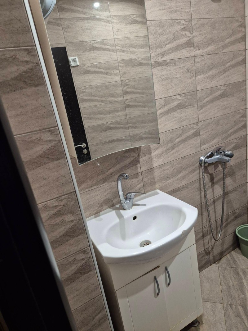 Дава под наем 2-СТАЕН, гр. Пловдив, Кючук Париж, снимка 7 - Апартаменти - 52718843