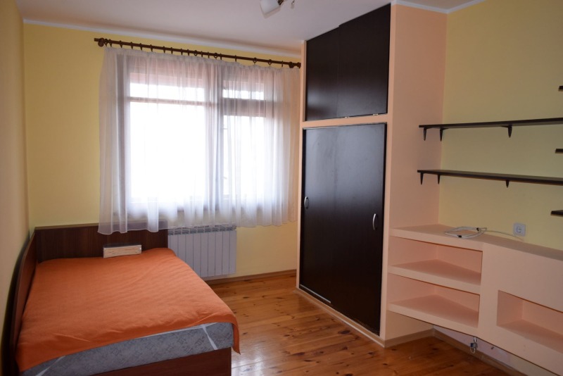 K pronájmu  2 ložnice Sofia , Knjaževo , 100 m2 | 59746933 - obraz [9]