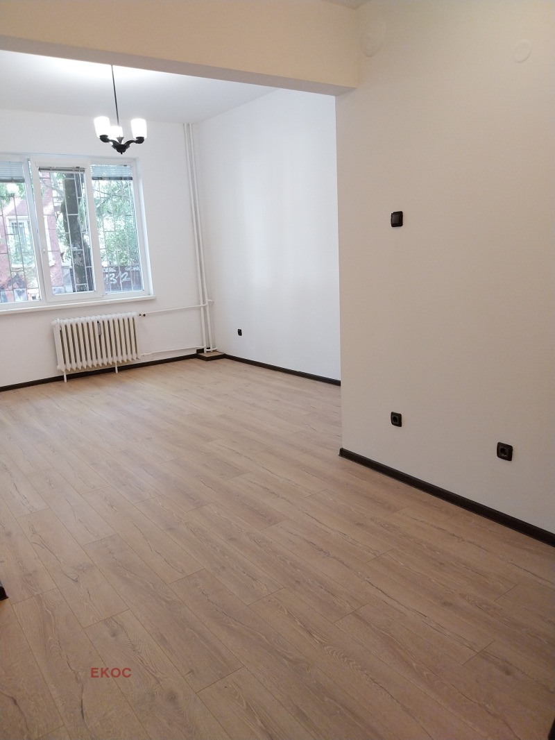 För uthyrning  Kontor Sofia , Centar , 45 kvm | 67338723 - bild [2]