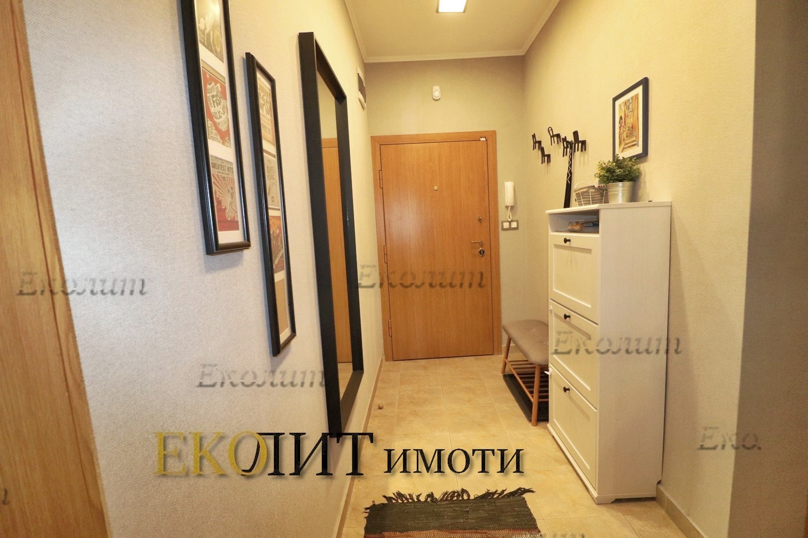 Дава под наем 3-СТАЕН, гр. София, Център, снимка 2 - Апартаменти - 54289742