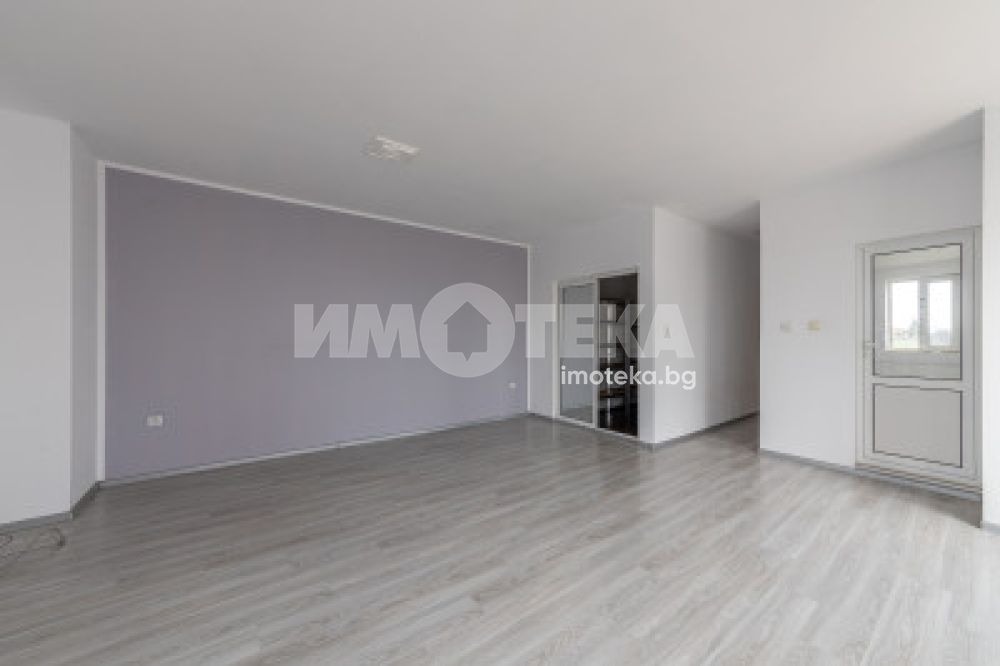 Дава под наем КЪЩА, с. Здравец, област Варна, снимка 14 - Къщи - 53618074