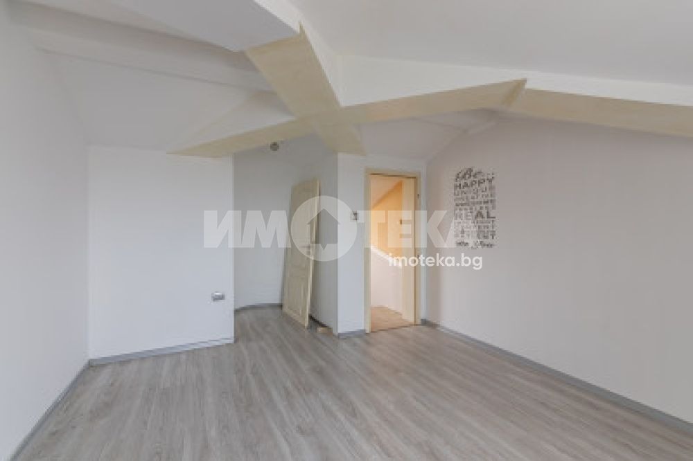 Дава под наем КЪЩА, с. Здравец, област Варна, снимка 11 - Къщи - 53618074