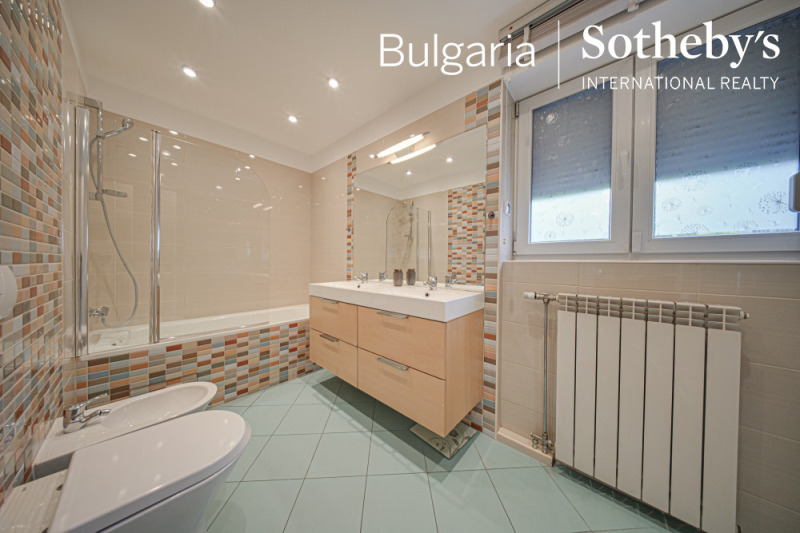Te huur  Huis Sofia , m-t Kambanite , 253 m² | 56219561 - afbeelding [14]
