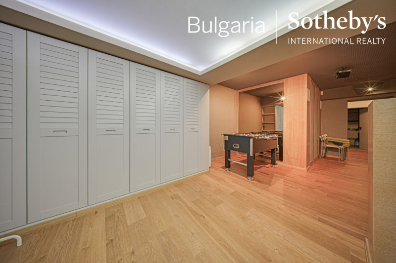 Te huur  Huis Sofia , m-t Kambanite , 253 m² | 56219561 - afbeelding [4]