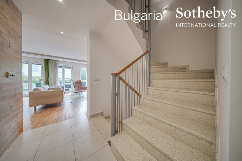 Te huur  Huis Sofia , m-t Kambanite , 253 m² | 56219561 - afbeelding [15]