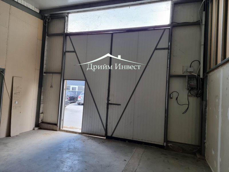 K pronájmu  Úložný prostor Plovdiv , Industrialna zona - Sever , 144 m2 | 17331412 - obraz [2]
