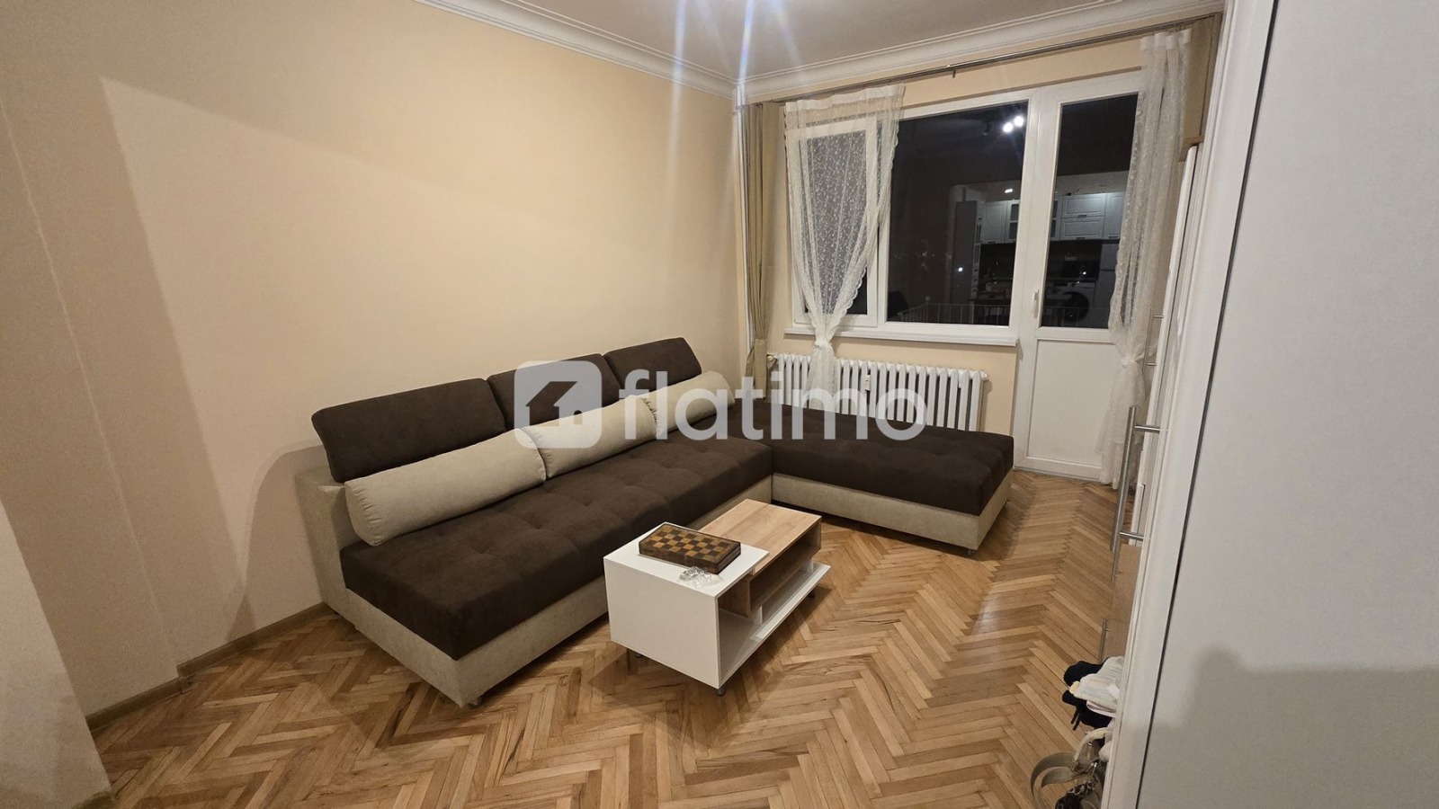 Дава под наем 2-СТАЕН, гр. София, Център