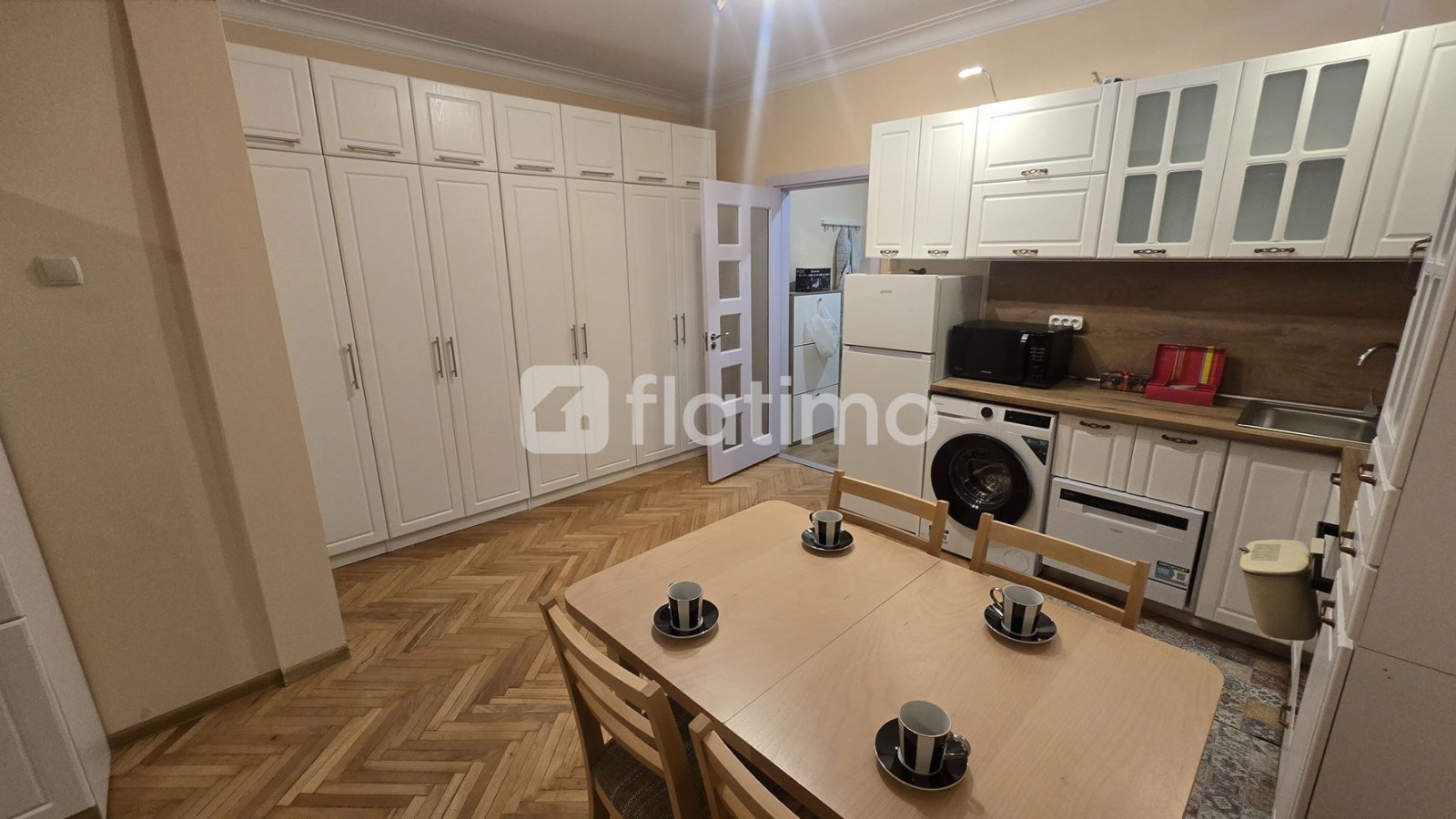 Дава под наем 2-СТАЕН, гр. София, Център, снимка 4 - Апартаменти - 54340050