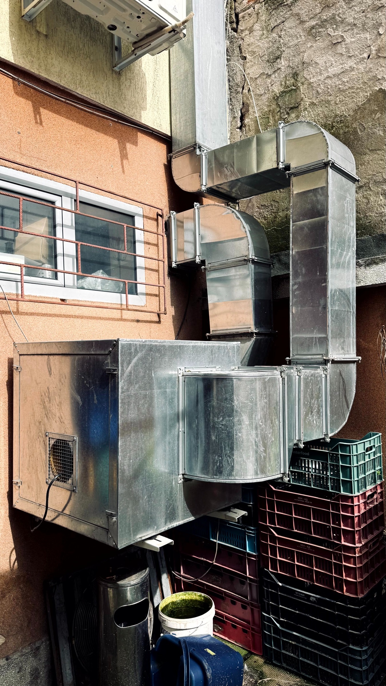 Дава под наем МАГАЗИН, гр. Бургас, Център, снимка 15 - Магазини - 54103895