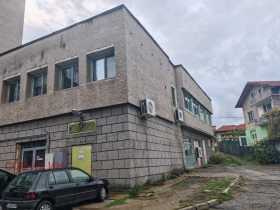 Cladire industriala Dupnița, regiunea Kyustendil 1