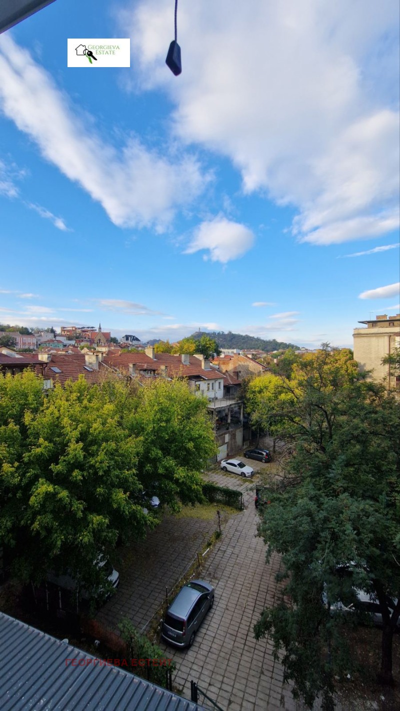 Дава под наем 3-СТАЕН, гр. Пловдив, Център, снимка 15 - Апартаменти - 52983190