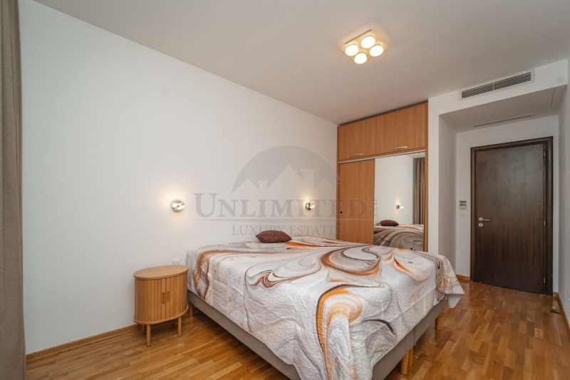 Zu vermieten  3 Schlafzimmer Sofia , Iztok , 184 qm | 17906337 - Bild [14]