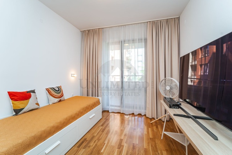 Zu vermieten  3 Schlafzimmer Sofia , Iztok , 184 qm | 17906337 - Bild [10]