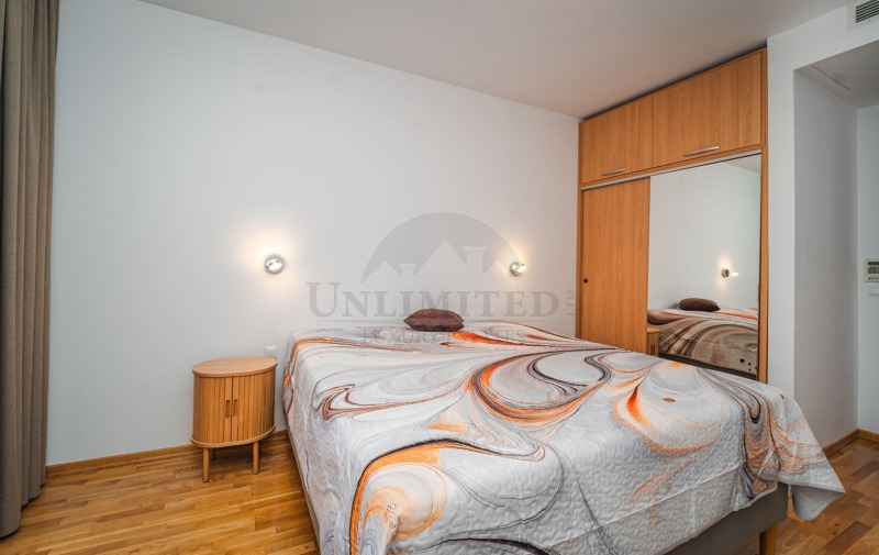 Zu vermieten  3 Schlafzimmer Sofia , Iztok , 184 qm | 17906337 - Bild [15]