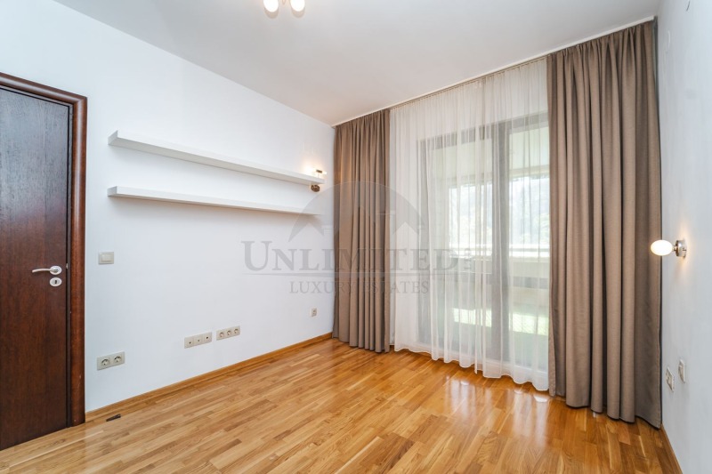 Zu vermieten  3 Schlafzimmer Sofia , Iztok , 184 qm | 17906337 - Bild [5]