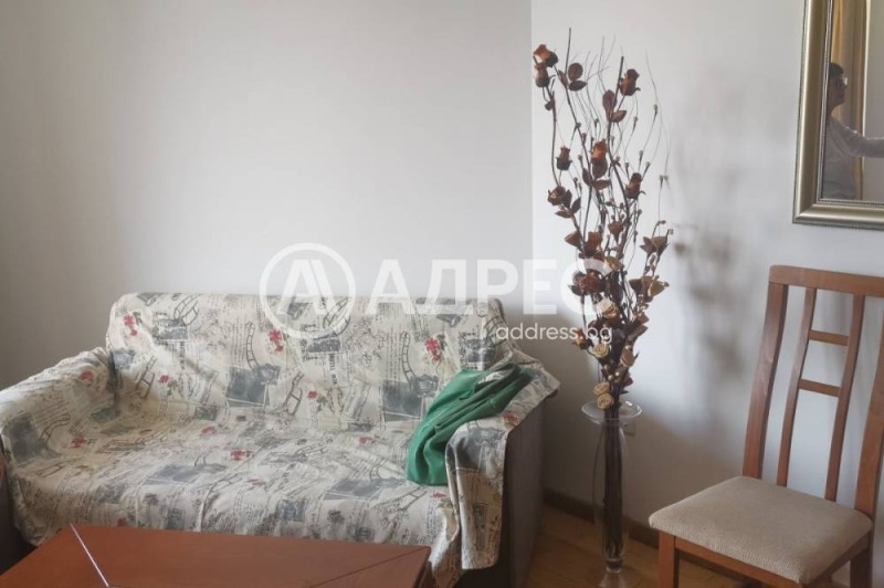 Vuokrattavana  1 makuuhuone Sofia , Iztok , 70 neliömetriä | 45491883