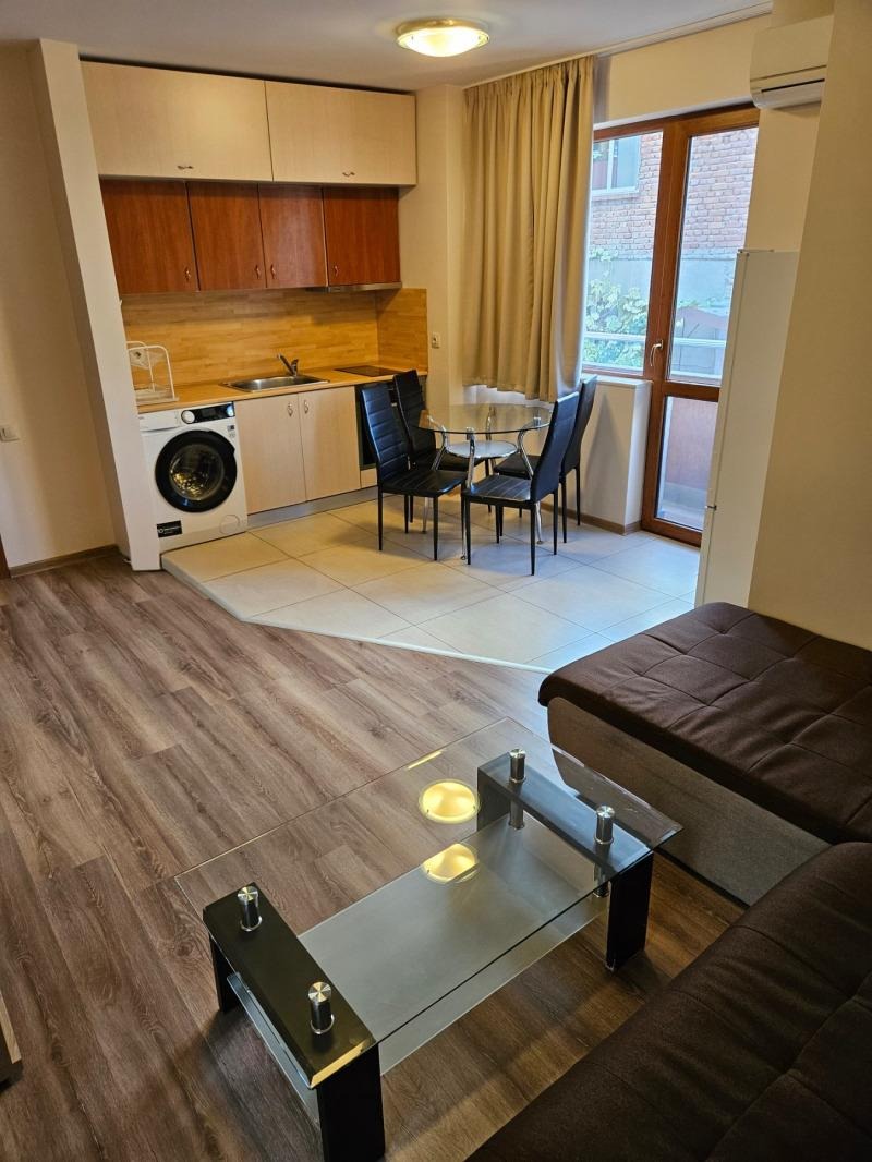Do wynajęcia  2 sypialnie Plowdiw , Marasza , 105 mkw | 32381399