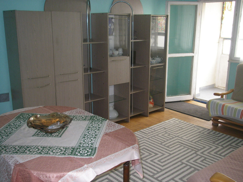 Дава под наем  3-стаен град София , Гео Милев , 90 кв.м | 89745077 - изображение [2]