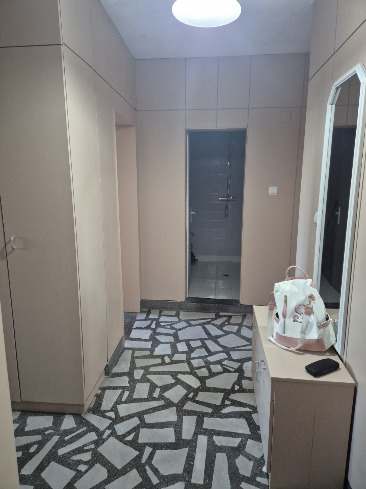 Дава под наем 3-СТАЕН, гр. Плевен, Идеален център, снимка 11 - Апартаменти - 55292203