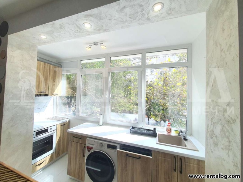 Дава под наем 3-СТАЕН, гр. Пловдив, Център, снимка 5 - Апартаменти - 53589588