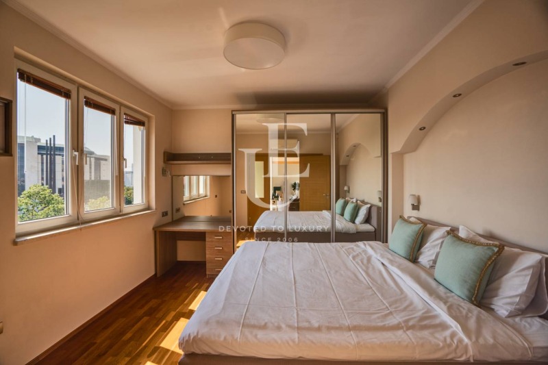 Дава под наем 3-СТАЕН, гр. София, Център, снимка 4 - Апартаменти - 52985029