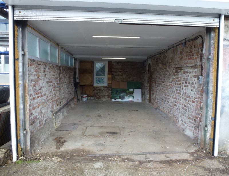 Дава под наем ГАРАЖ, ПАРКОМЯСТО, гр. София, Сухата река, снимка 2 - Гаражи и паркоместа - 53564465