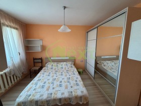 1 Schlafzimmer Goze Deltschew, Sofia 12