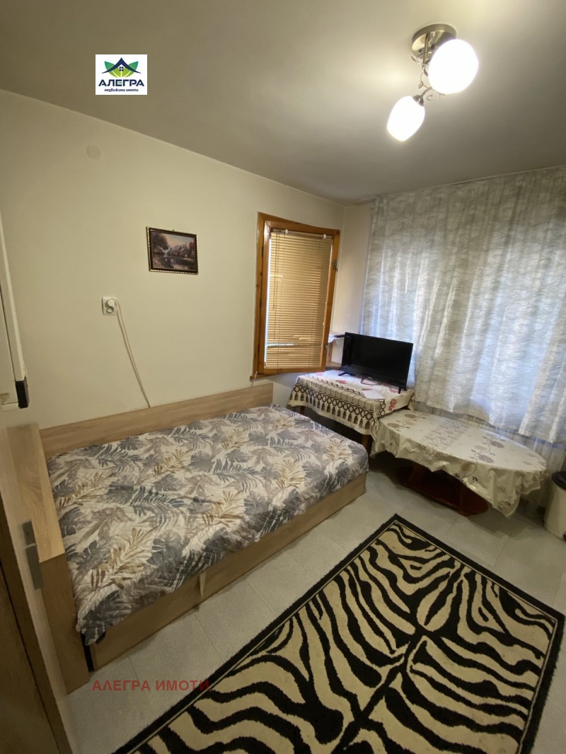 Дава под наем 1-СТАЕН, гр. Пазарджик, Център