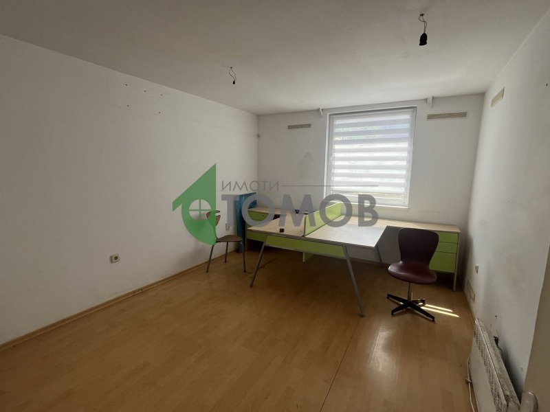 K pronájmu  Úložný prostor Šumen , Basejna , 520 m2 | 16572914 - obraz [2]