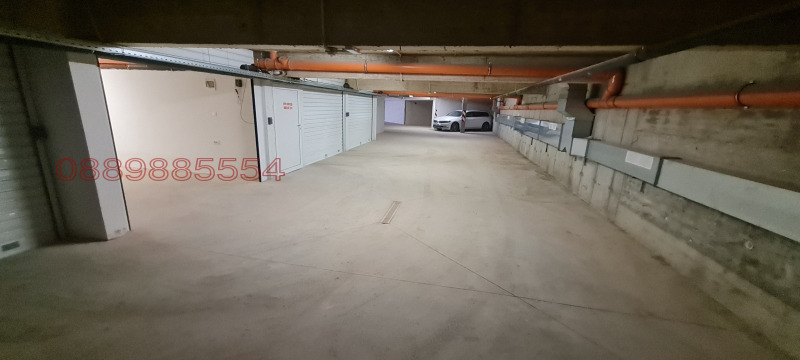 Дава под наем ГАРАЖ, ПАРКОМЯСТО, гр. Пловдив, Тракия, снимка 4 - Гаражи и паркоместа - 53129926