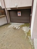 Дава под наем ГАРАЖ, ПАРКОМЯСТО, гр. София, Център, снимка 1