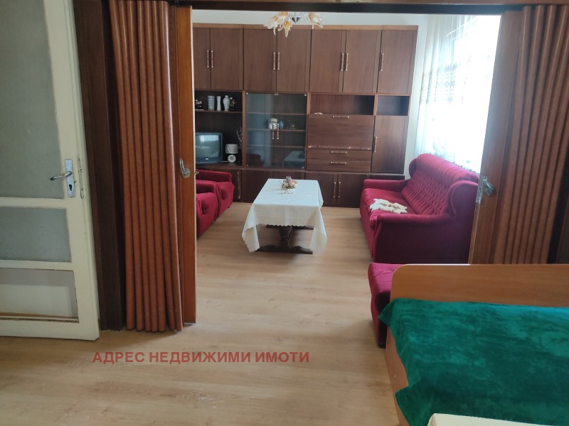 Дава под Наем 4-СТАЕН в град Стара Загора, Център - 100 кв.м / 306 € » 598.48 лв., АДРЕС НЕДВИЖИМИ ИМОТИ