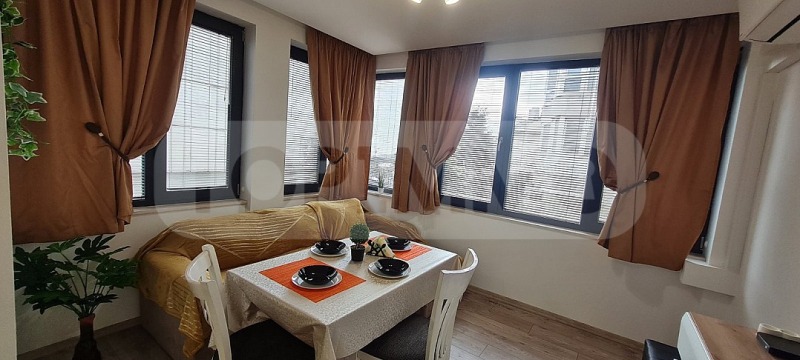 De inchiriat  2 dormitoare Varna , Țentâr , 85 mp | 30799561 - imagine [2]