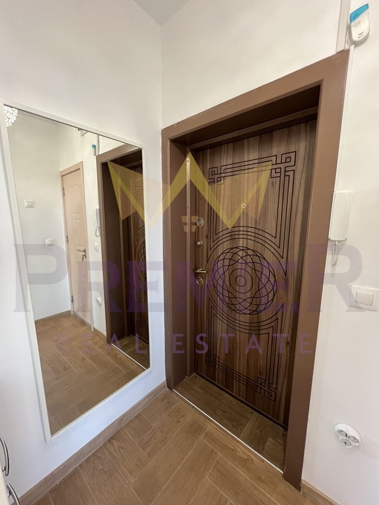 Издаје се  2 спаваће собе Варна , Центар , 100 м2 | 14044267 - слика [14]