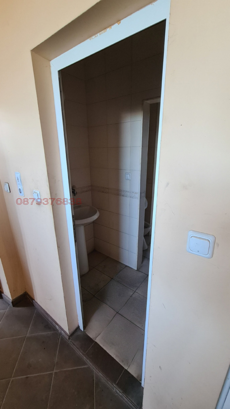 Дава под наем ПРОМ. ПОМЕЩЕНИЕ, гр. Пловдив, Беломорски, снимка 12 - Производствени сгради - 52779829