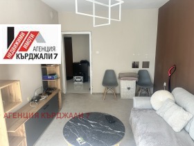 1 dormitorio Tsentar, Kardzhali