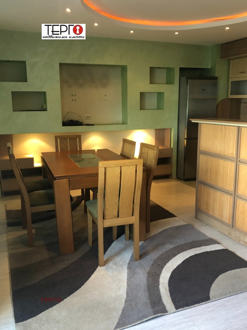 Zu vermieten  1 Schlafzimmer Ruse , Zentar , 60 qm | 95131408 - Bild [2]