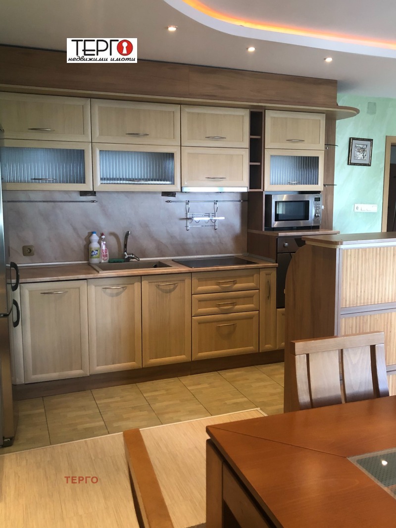 Zu vermieten  1 Schlafzimmer Ruse , Zentar , 60 qm | 95131408 - Bild [4]