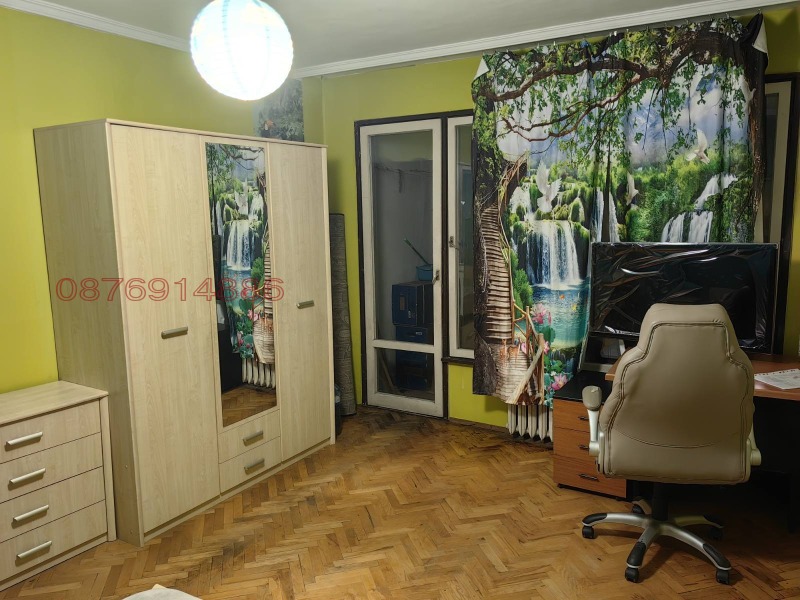 Дава под наем 3-СТАЕН, гр. София, Света Троица, снимка 2 - Апартаменти - 52902314