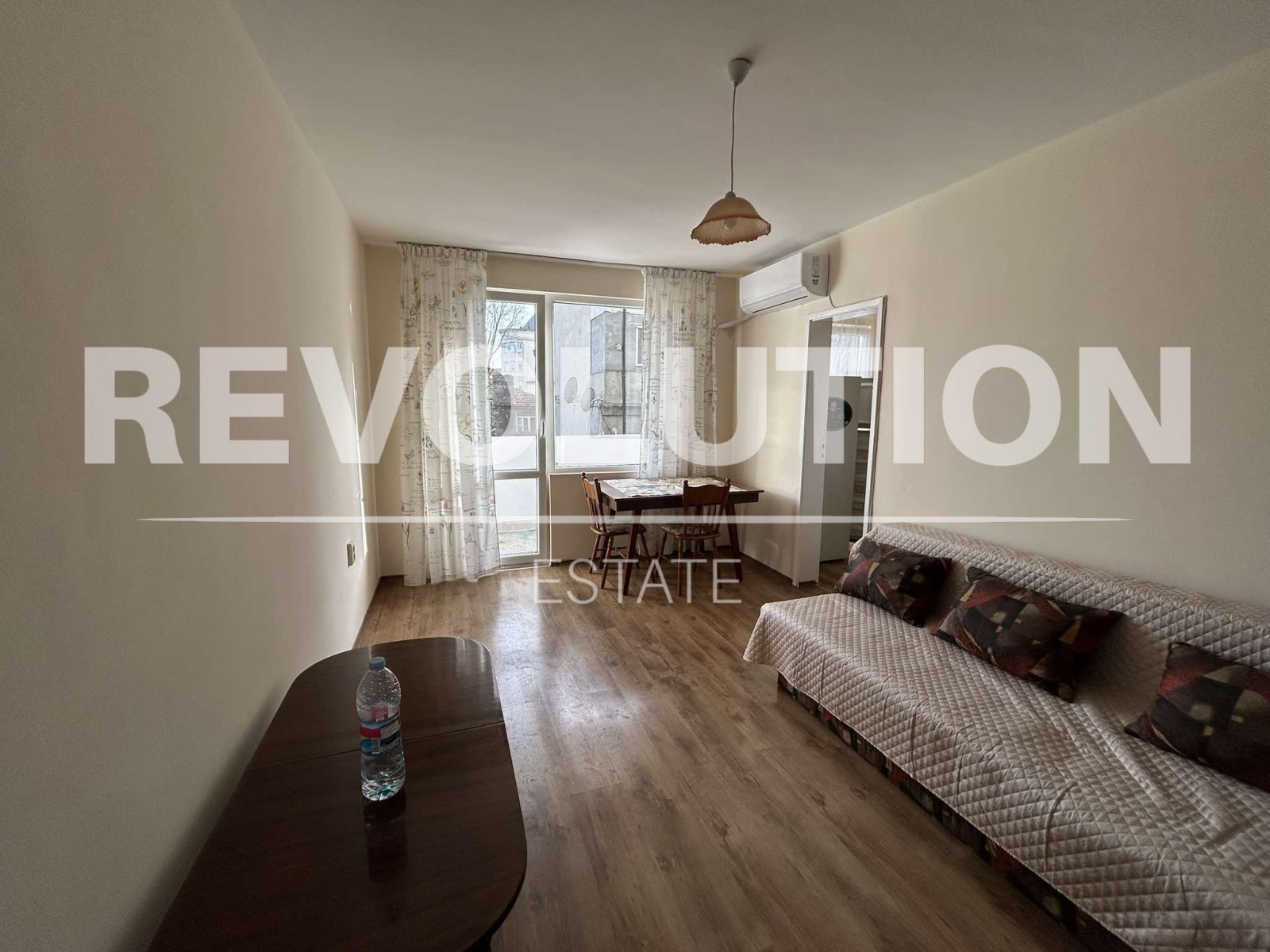 Дава под наем 2-СТАЕН, гр. Варна, Зимно кино Тракия