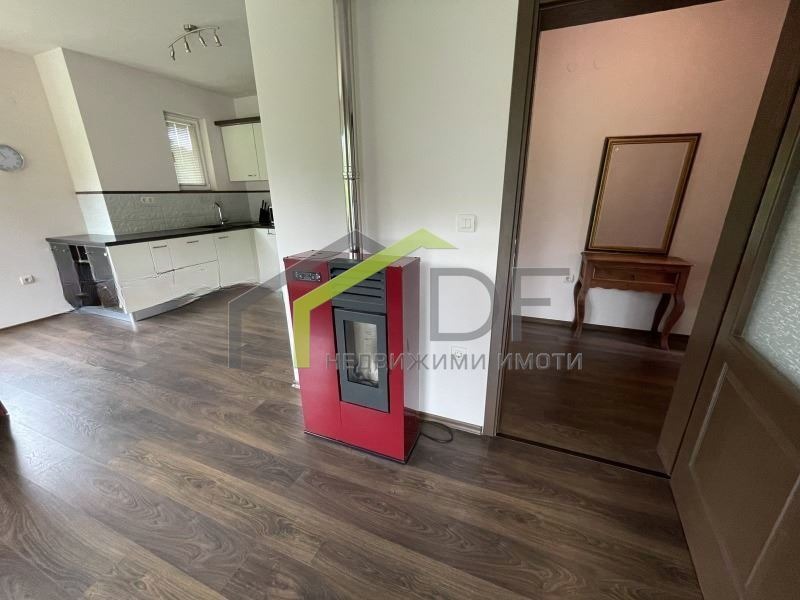 Дава под наем КЪЩА, гр. Варна, м-т Телевизионна кула, снимка 5 - Къщи - 53626050