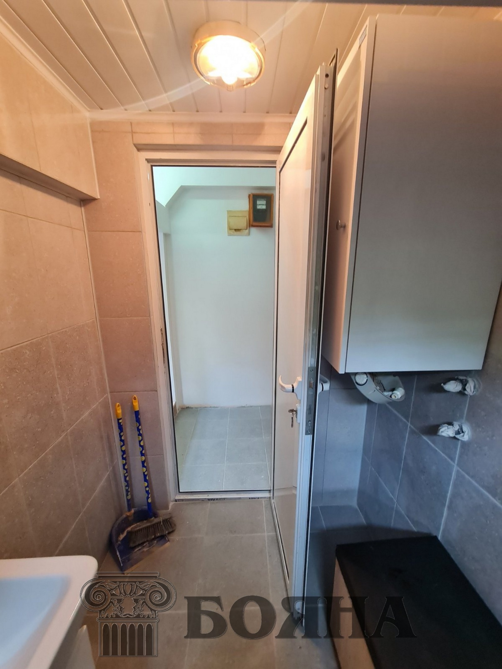 Дава под наем АТЕЛИЕ, ТАВАН, гр. Русе, Цветница, снимка 5 - Апартаменти - 53886312