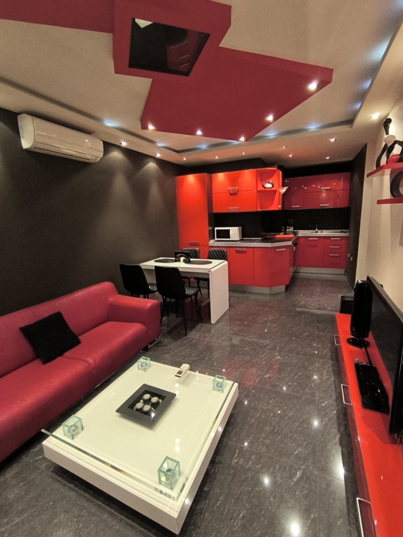 De inchiriat  1 dormitor Sofia , Lozeneț , 58 mp | 64851121