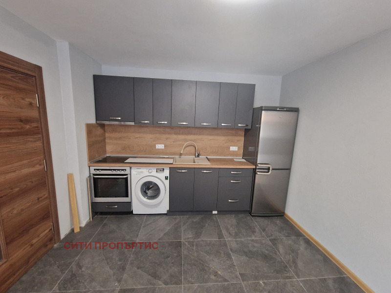 Дава под наем 2-СТАЕН, гр. Благоевград, Широк център