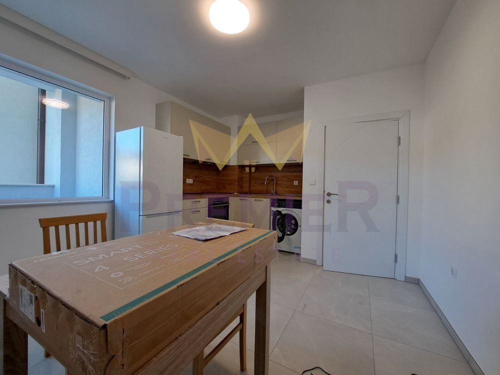 Дава под наем 2-СТАЕН, гр. Варна, Левски 1