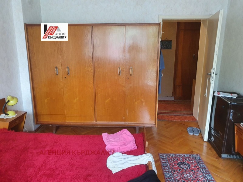 Дава под наем  2-стаен град Кърджали , Байкал , 55 кв.м | 82648394 - изображение [4]