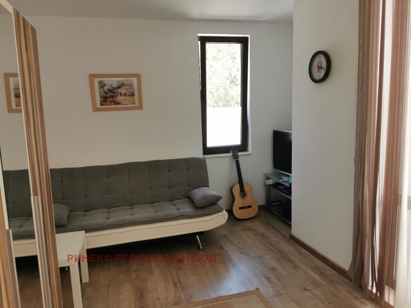 Te huur  Huis Burgas , Sarafovo , 200 m² | 78393060 - afbeelding [9]