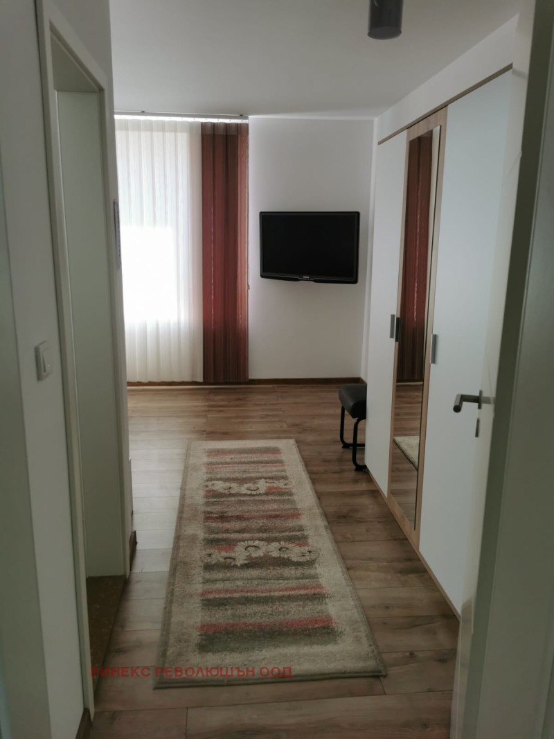 Te huur  Huis Burgas , Sarafovo , 200 m² | 78393060 - afbeelding [10]