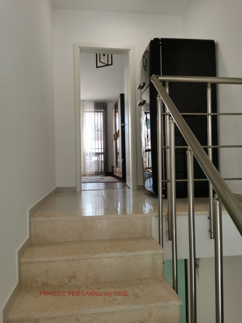 Te huur  Huis Burgas , Sarafovo , 200 m² | 78393060 - afbeelding [13]